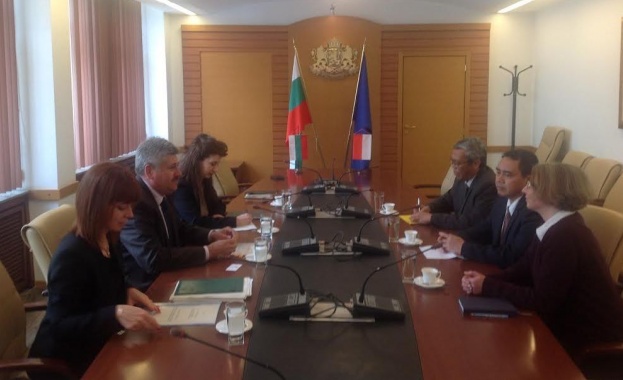 Абазов се срещна с индонезийския посланик 