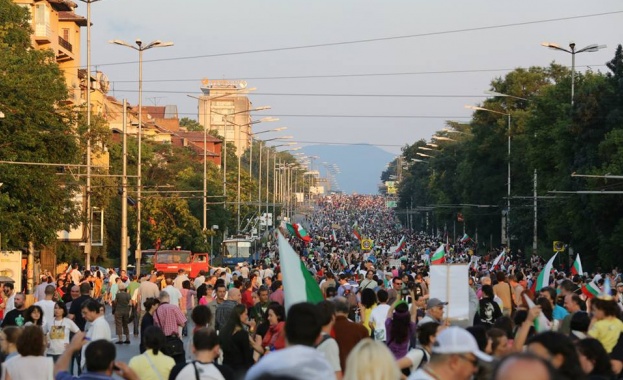 Възобновяват протестите 