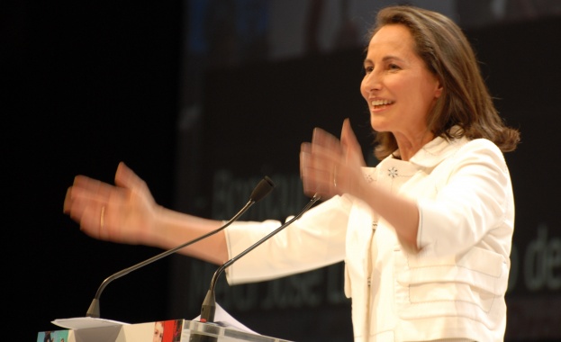 Бившата на Оланд забрани деколтета в Министерството на екологията