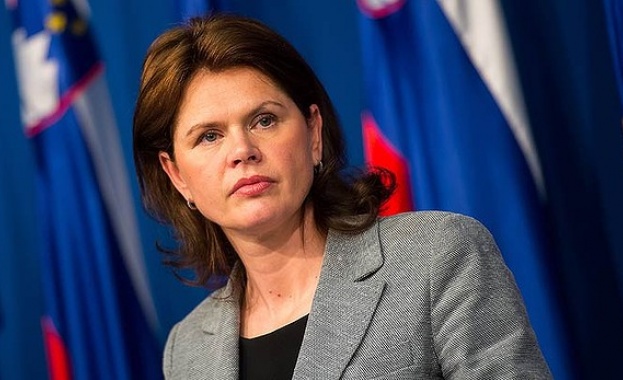 Словенският премиер загуби председателското място в партията си 