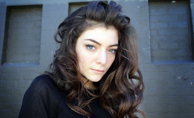 Родителите на Lorde й забраниха да ходи на турне в Австралия