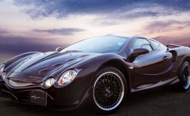 Mitsuoka се отказа от "Осемглавия змей", изпраща го с 5 уникални екземпляра 