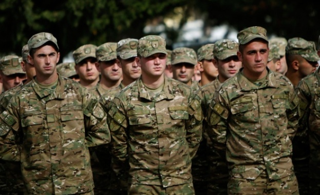 Изпращат грузински националисти в източна Украйна