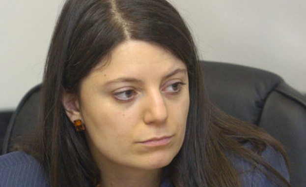 Прокуратурата погва и Мария Дивизиева заради европроект?