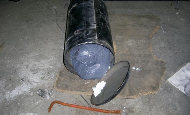 Опит за пренасяне на 15,5 кг таблетки кокаин бе предотвратен на Капитан Андреево