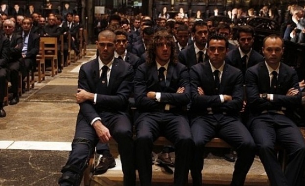 500 души на панахидата на Тито Виланова