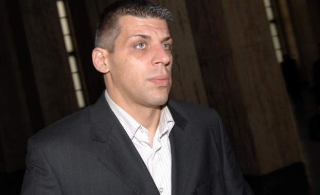 16 години затвор за жестокото тройно убийство в „Гео Милев“