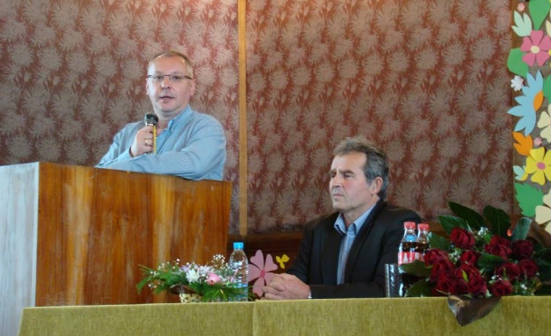 Станишев: Развързваме възлите в енергетиката 