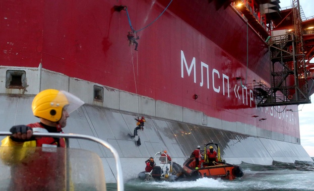 Холандската полиция арестува активисти на Greenpeace