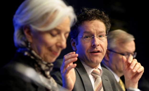 МВФ одобри нова антикризисна програма за Украйна 