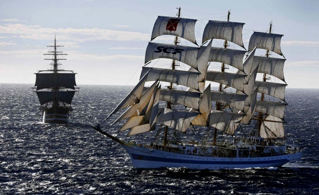 Министър Ангел Найденов ще наблюдава „Парада на ветрилата”