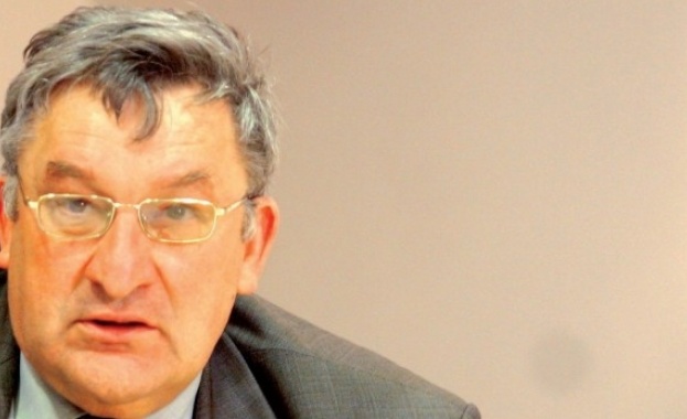 Бивш шеф на затворите: Избягалите няма да издържат много навън