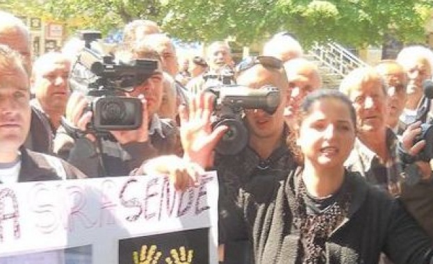 Майката на Мерт избяга от Джебел