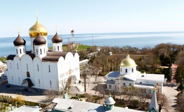 Одеската епархия на Украинската Православна Църква моли ООН, ОССЕ и Киев да защитят вярващите