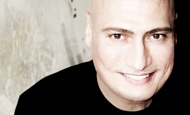 Вълнуващо пътешествиe през годините с легендарния Danny Tenaglia в Yalta Club
