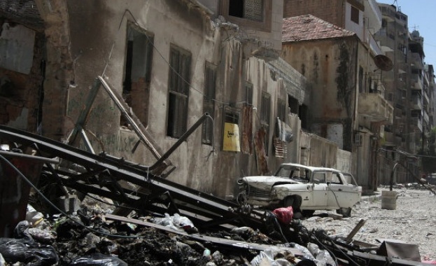 Сирийските бунтовници се изтеглиха от старата част на Хомс