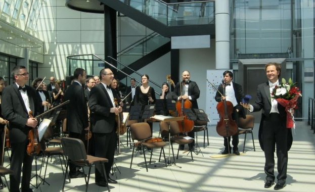 Симфонична музика на Летище "София" за Деня на Европа