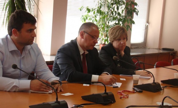 Станишев: Имаме воля за национална подкрепа на тютюнопроизводството до 2020-а