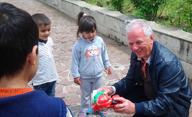 Заприличваме на Кадафи, обвиняваме за всичко чужденците