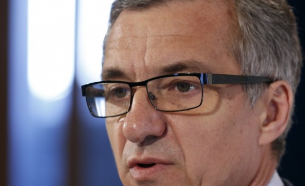 Украйна увеличава финансирането на армията за сметка на здравеопазването и аграрния сектор