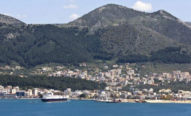 4,9 по Рихтер в Северозападна Гърция