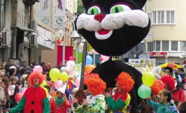 Кабинетът отпусна 216 000 лв. за общински културни фестивали