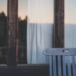 Приходите на хотелите са паднали наполовина