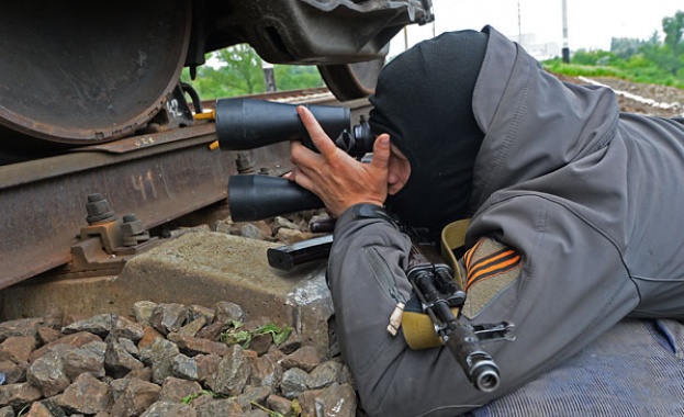 Опълченците атакуваха базите на Националната гвардия и „Десен сектор“ в Славянск