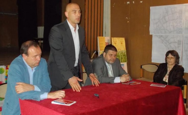 Николай Тишев: Тези избори са важни, защото на тях ще се реши на къде да върви Европа