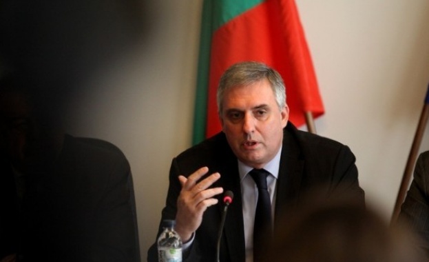 Калфин: Кандидатурите за президентския вот ще са ясни преди края на лятото  