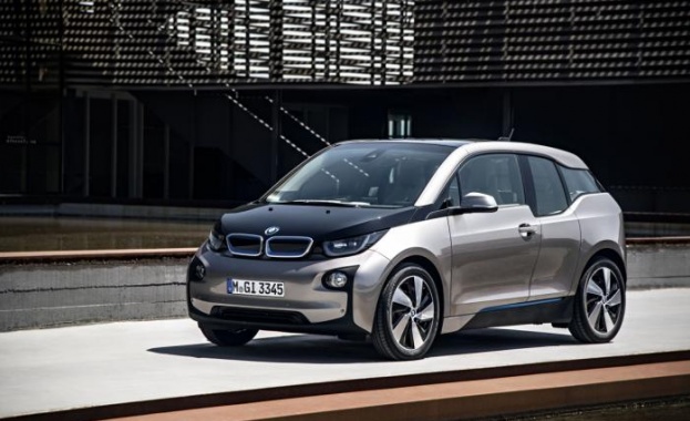 BMW i5 идва през 2017 година
