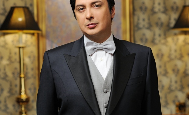 Gershwin & Ellington на Васил Петров гостува на Салона на изкуствата