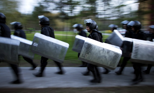 ЕС не вижда причина за прекратяване на спецоперациите в Източна Украйна