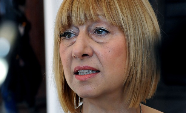 Анелия Клисарова е кандидатът на БСП за кмет на Варна