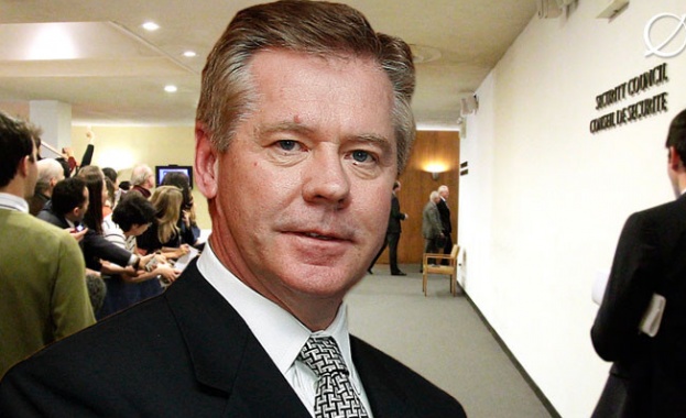 Западът продължава да затваря очи за радикалите в Украйна