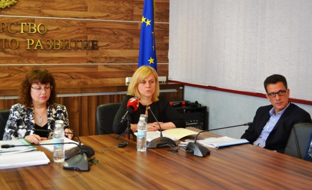 Терзиева: Средствата от ОП "Региони в растеж" ще отидат за намаляване на различията между регионите