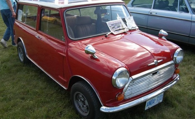 Продават на търг уникална колекция автомобили 