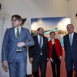 Шулц и Юнкер са като българин и македонец - чудят се как да изглеждат различни