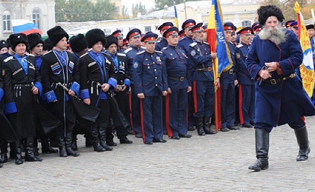 Донски казаци охраняват Дебалцево
