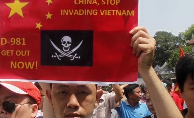Китай обвини Виетнам за нападенията над китайски компании и граждани
