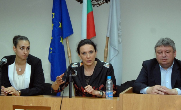 Партия ДАНО подкрепи Антония Първанова