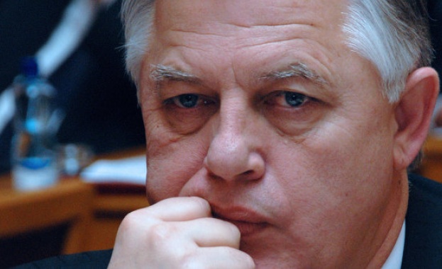 Симоненко се отказа от участие в президентските избори на Украйна