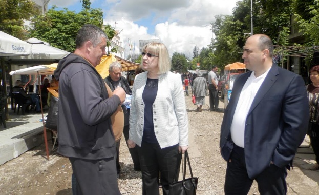 Цачева: Високата избирателна активност ще пресече опитите за контролиран вот 