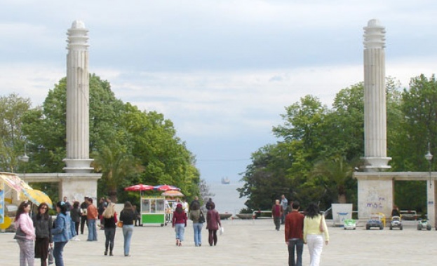 Кабинетът удря рамо на кандидатурата на Варна за европейска младежка столица