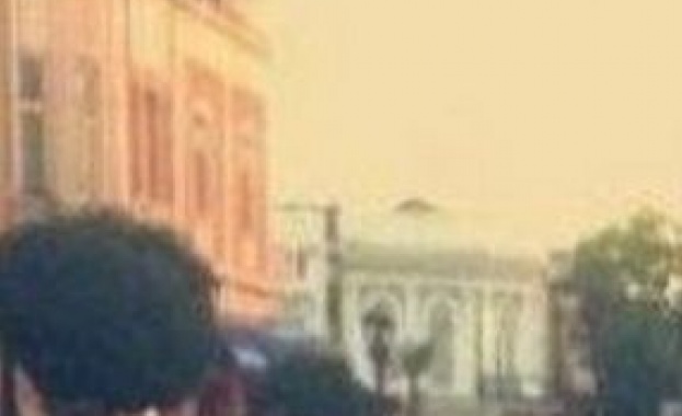 Едно голо тяло събра погледите на голите души