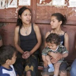 Ромите от кв. „Христо Ботев“ в София: Вече знаем за кого да гласуваме