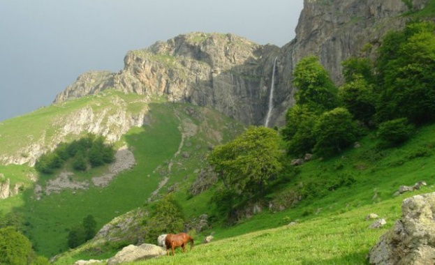 По пътя на изгубените в Балкана: До Райското пръскало е близо 4 часа