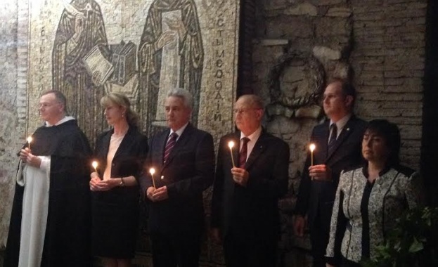 Българска официална делегация участва в традиционните чествания на 24 май в Рим