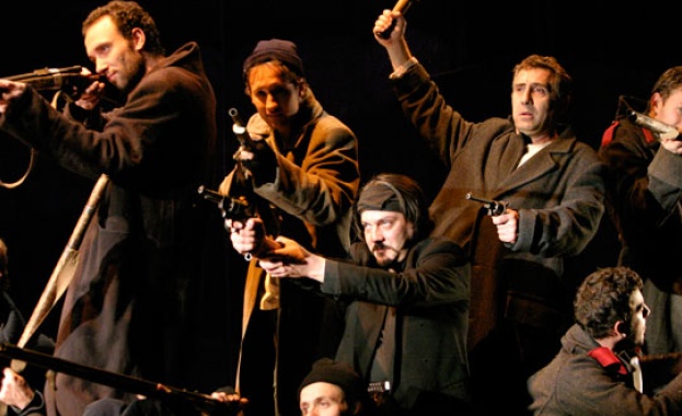 "Хъшове" в Народния за 24 май