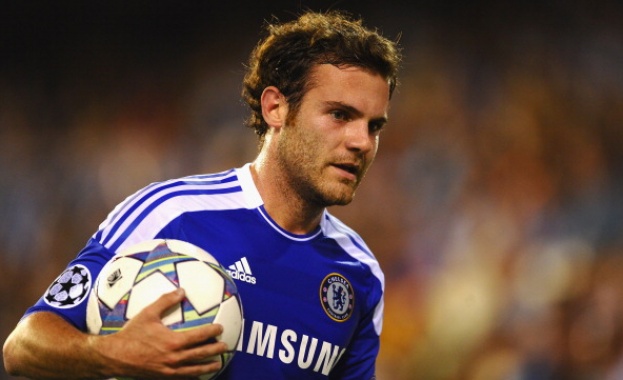 Барселона се прицели в Мата 